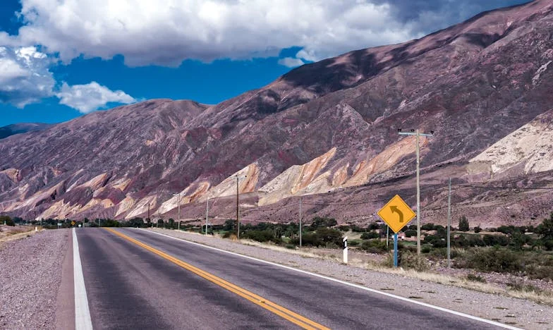 The Package That Ended My Marriage: A Wreath, a Secret, and Everything That Fell Apart