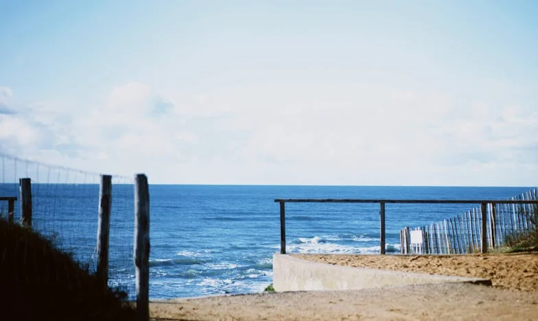 "I Spoke Up to My Mom and Now My Whole Family Sees Me as the Black Sheep" – The Struggle of Being the Older Sister to Twin Brothers