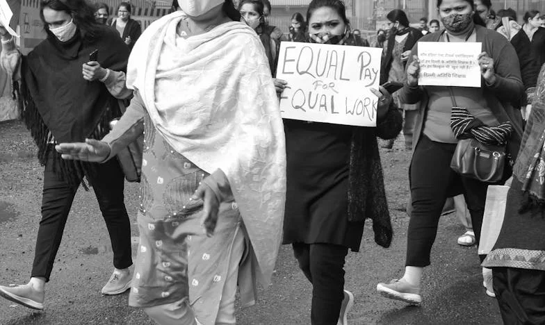 A Teacher’s Promise: The Story of Ms. Carter, Emily, and Noah