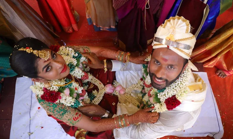 Between Loyalty and Self-Respect: My Battle in an American Family