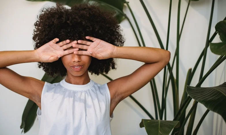 I Just Wanted to Check My Balance — The Millionaire Laughed… Until He Saw the Screen