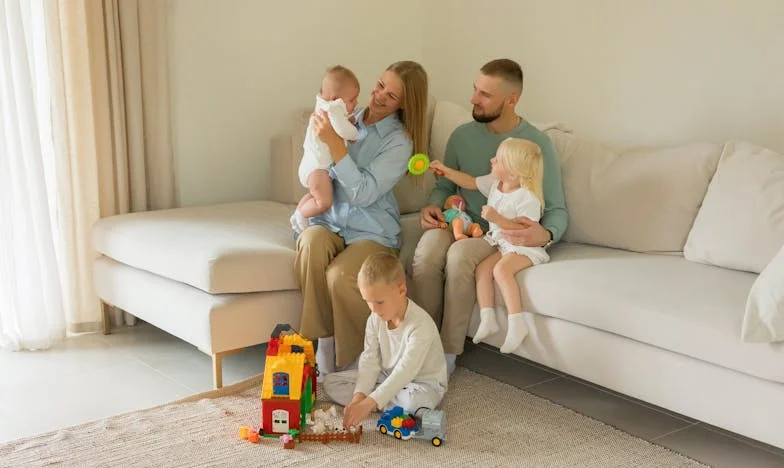 The Golden Cage of Contempt: My Divorce Was My Execution—But I Survived