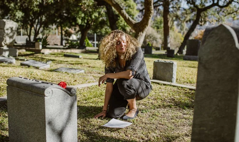 The Day I Stopped Saving Her... and Finally Saved Myself: The Story of a Man Who Tried to Save Everyone