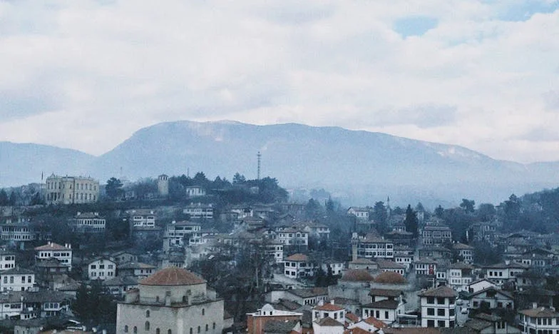 The Day the Truth Broke Through: A Story of Love, Prejudice, and Redemption in America