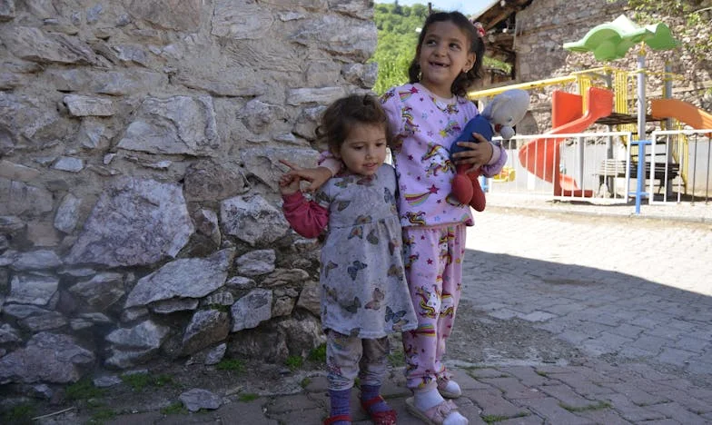 The Night My Father Became a Stranger: A Story of Secrets, Betrayal, and Redemption