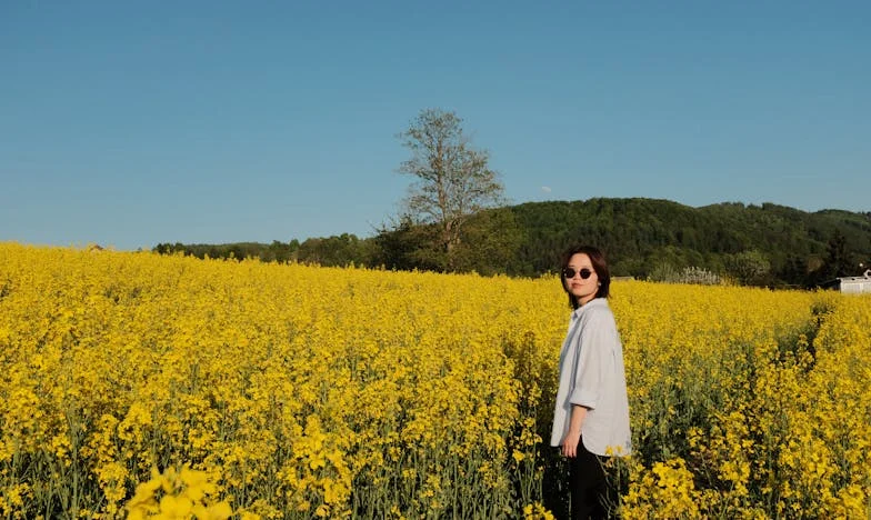 Entre Deux Feux : Quand Ma Mère et Mon Ex-Mari S’unissent Contre Moi