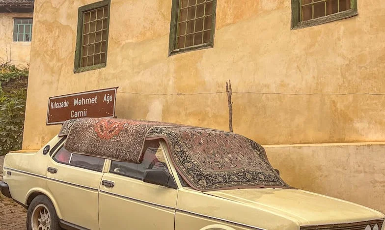 Ce n'était pas de l'amour, juste une fuite : le retour de Julien