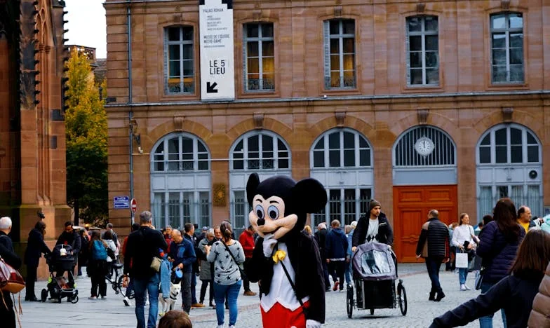 « Je demande le divorce. J’ai posé un ultimatum » : Quand la fille de mon mari a bouleversé notre vie