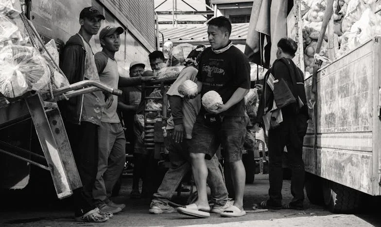 Quand la patience s’effondre : cette nuit-là, il m’a laissée dormir sur le palier
