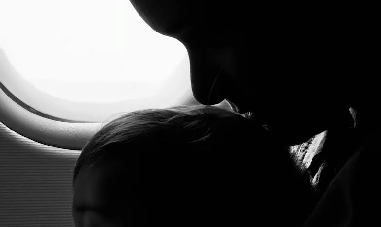 Quand la tendresse d'une mère ne se partage pas : l'histoire de Claire