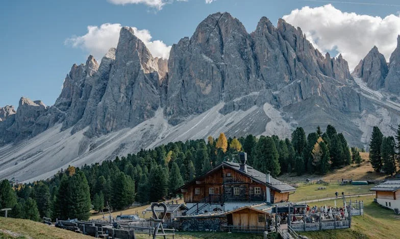 Quand tout bascule : Ma belle-mère veut que je vende ma maison