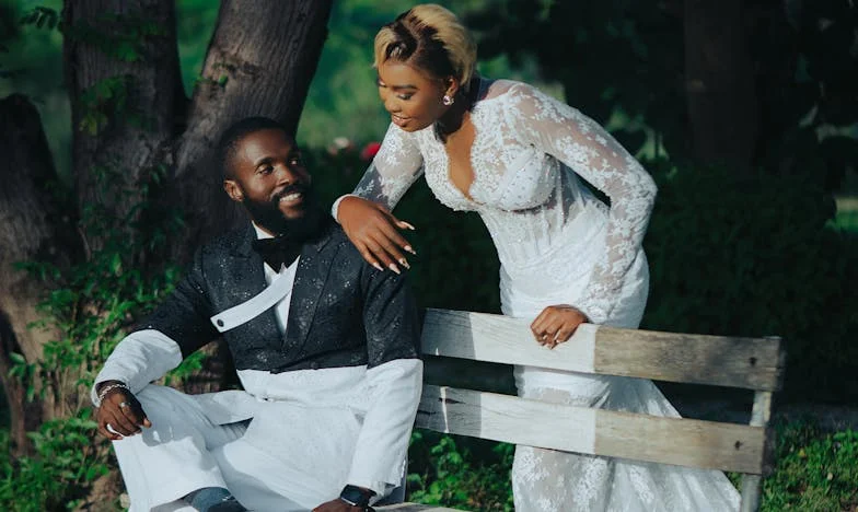 « Spakis tes valises et emménage ! » – Quand ma belle-mère a franchi toutes les limites après la naissance de notre fille