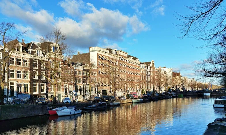 Les clés du silence : Comment j'ai perdu ma maison dans mon propre appartement