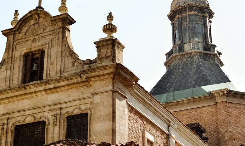 « Pardonne-moi, Claire » : Les secrets d'une famille française et la quête du pardon