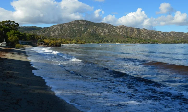Pourquoi ma propre fille me juge-t-elle pour ce que je ne peux lui offrir ?
