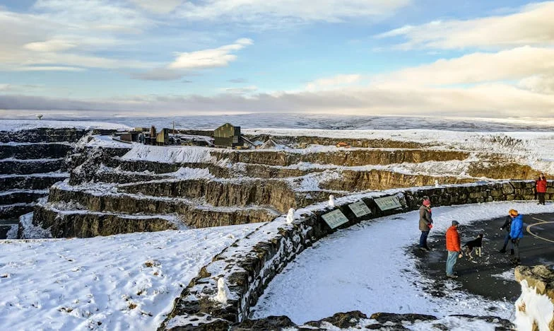 Chassée de chez moi à dix-huit ans : Quand mes parents sont revenus frapper à ma porte