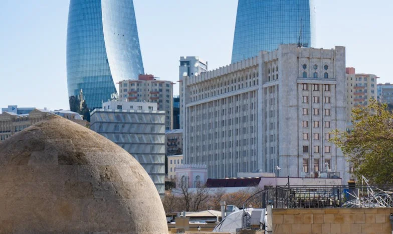 Entre Prières et Cris : Ma Vie avec ma Belle-Mère sous le Même Toit