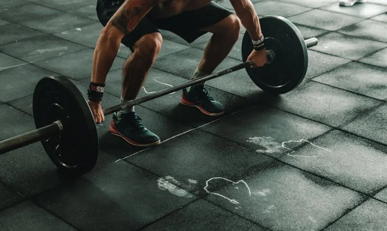 Ma belle-mère en blanc à mon mariage : le jour où j’ai repris le contrôle