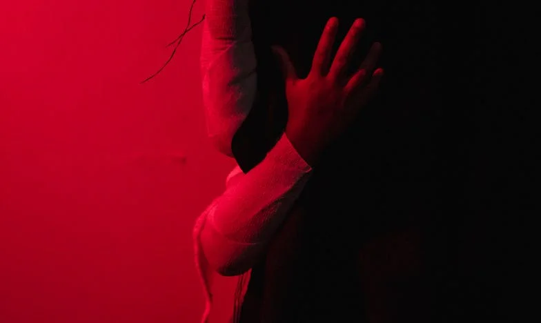 Épuisée par les Comparaisons : Comment J'ai Trouvé l'Harmonie avec ma Belle-Famille