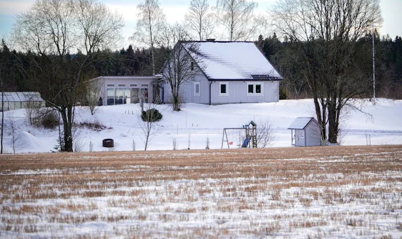 Été sur la Côte d’Opale : Une Mère, une Fille et l’Ombre du Passé