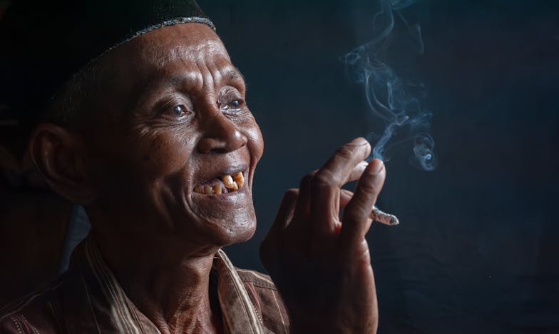 Ma belle-mère, mon cauchemar : Comment ma vie de couple a été envahie