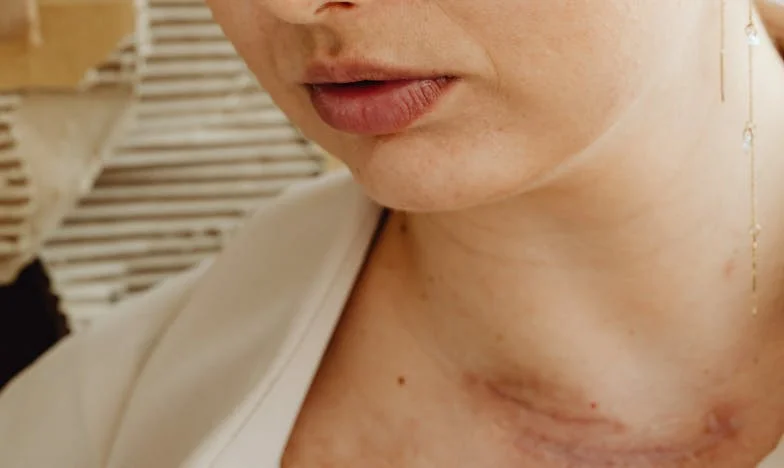 Trouver la paix : Comment la rencontre avec l’ex-femme de mon mari a tout changé