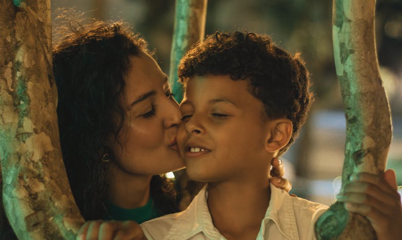 Quand ils ont voulu m’arracher mon nom et mon fils : Histoire d’un combat pour la dignité