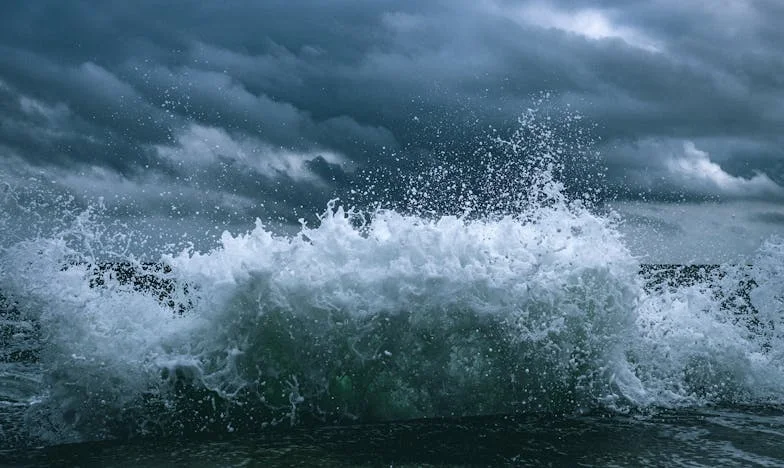 Quand l'amour devient moquerie : l'histoire de Claire et Julien