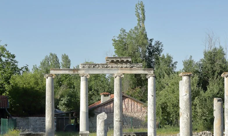 Kötelékek és határok: Egy anya útja a szeretet és önállóság között