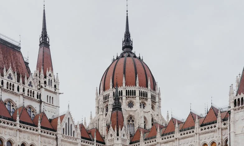 Az igazi férfi – Egy magyar család története a hűtlenség árnyékában