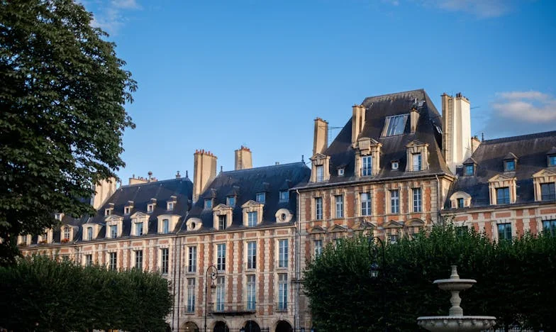 Egy shawarma, egy kávé és egy cetli – avagy hogyan változtatta meg egy hajléktalan a sorsomat Budapesten