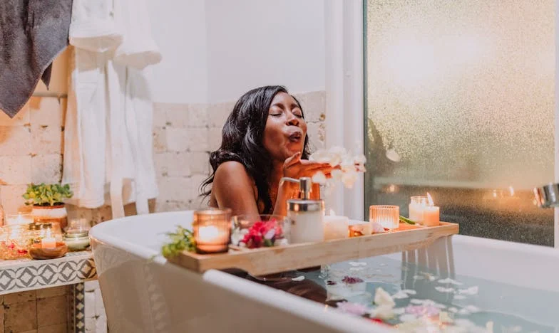 „Ne aggódj, csak egy hétig maradok” – Egy testvérvisszatérés drámája a magyar valóságban