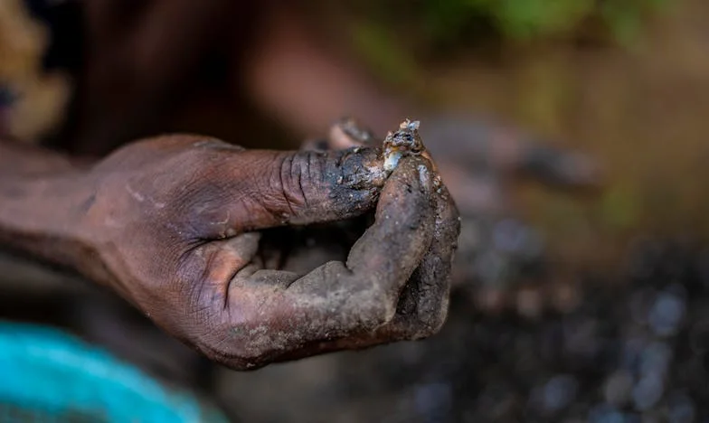 Amikor Anyám a Cimerem Lett: Egy Határokról, Szeretetről és Kitartásról Szóló Történet