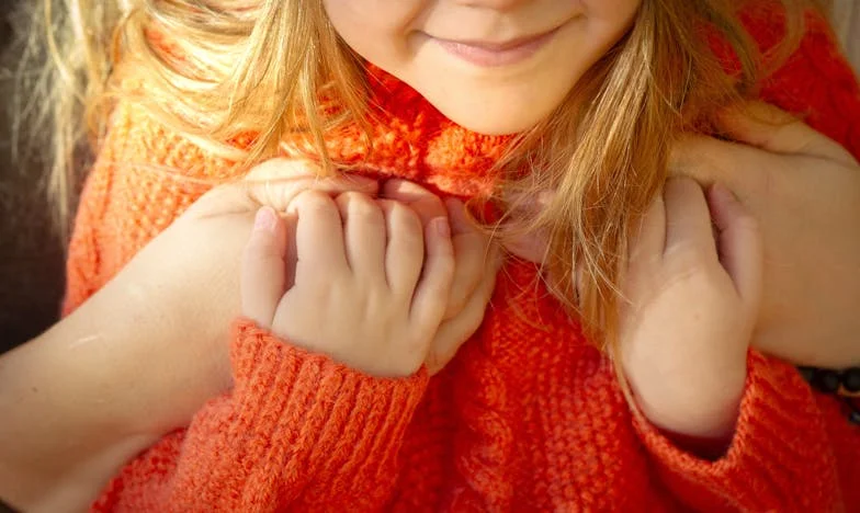 Anyai csend: Egy titok súlya a családban