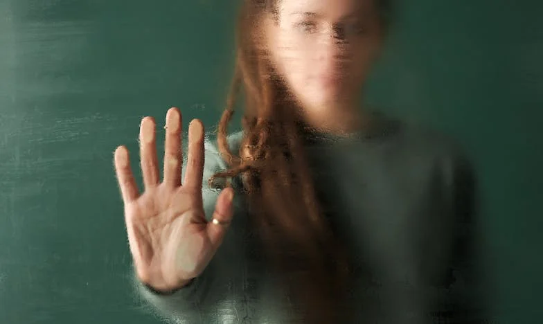 Anyám, aki sosem mondta: bocsáss meg – Egy magyar család árnyékában