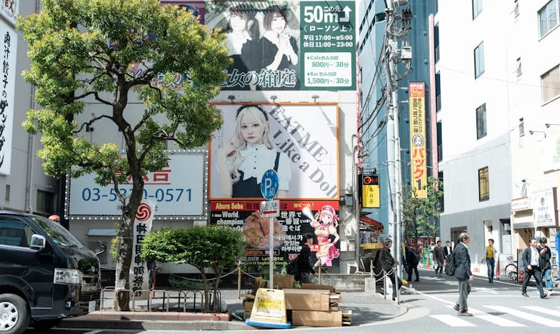 Évekig barátoknak hittük őket, aztán elárultak: Egy budapesti lakótelep mindennapjai