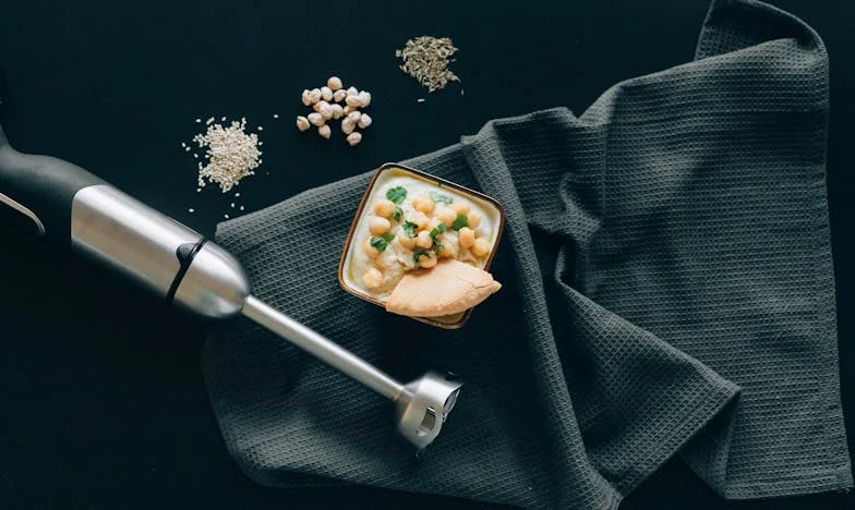 Amikor Anyósom Átvette Az Otthonunkat: Harc a Saját Határaimért és a Családi Békéért