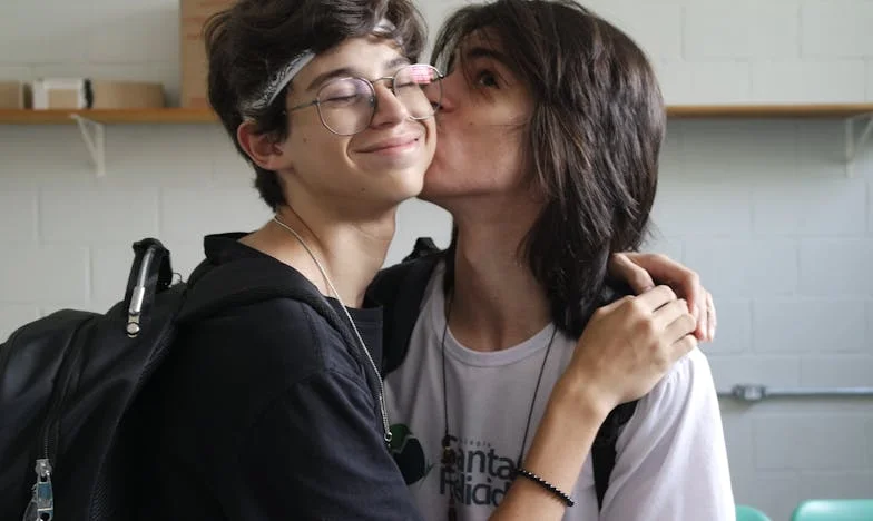 Amikor Dávid Hazahozta a Menyasszonyát: Egy Anyai Szív Próbája