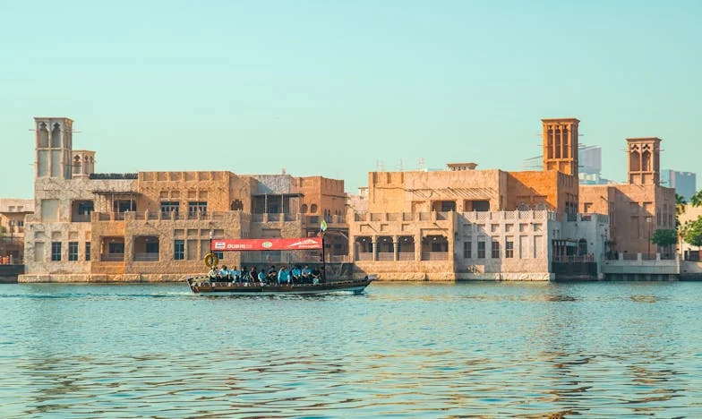 Az ajándék, ami két életet változtatott meg: Egy magyar nővér története bátorságról és emberségről