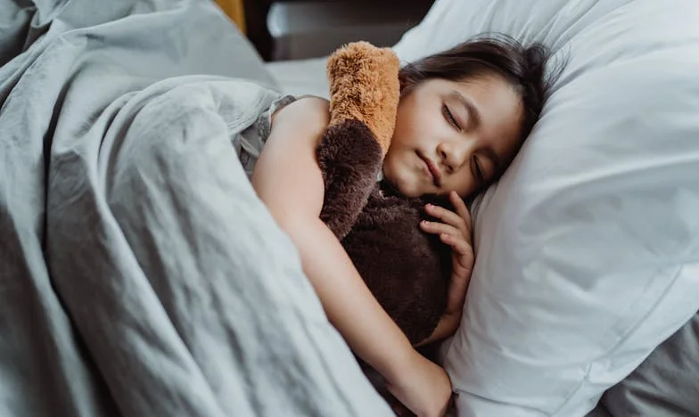 Ramenleves és Csend: Hogyan Próbáltam Kitenni a Saját Gyerekeimet a Lakásomból