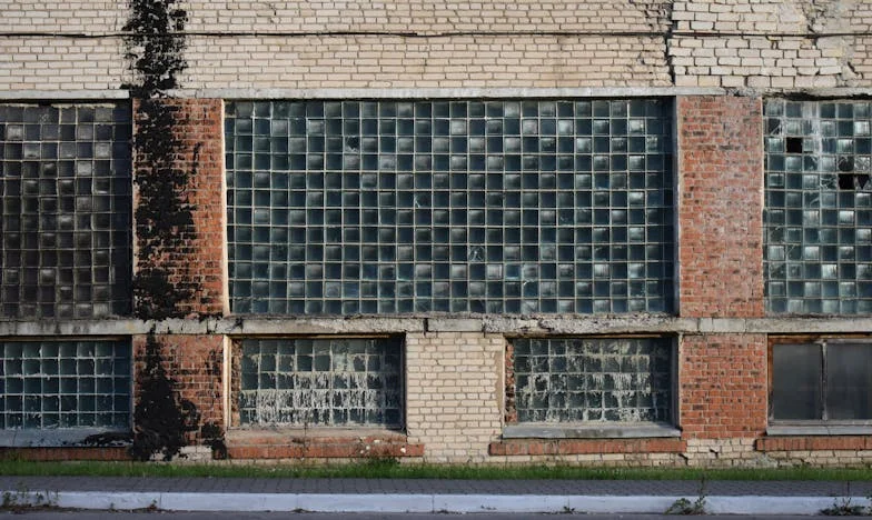 „Ez a fiam lakása, te itt senki vagy” – Egy meny története a magyar valóságból