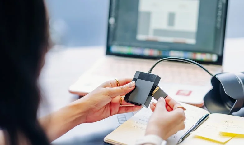 „Ha nem tudsz rendet tartani, csomagolj és menj” – Egy napom Milánnal, egy életem önmagammal