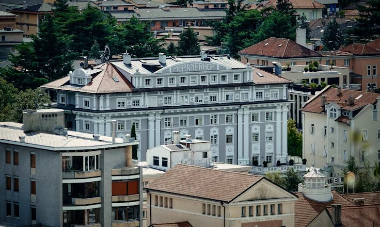 Törött tükör: Ivett harca az árulással