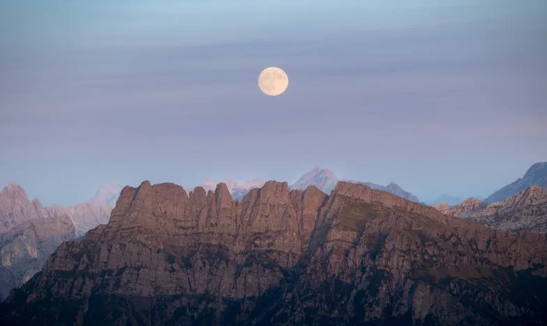 Amikor a csend ordít: Egy anya harca a fiáért és a családjáért