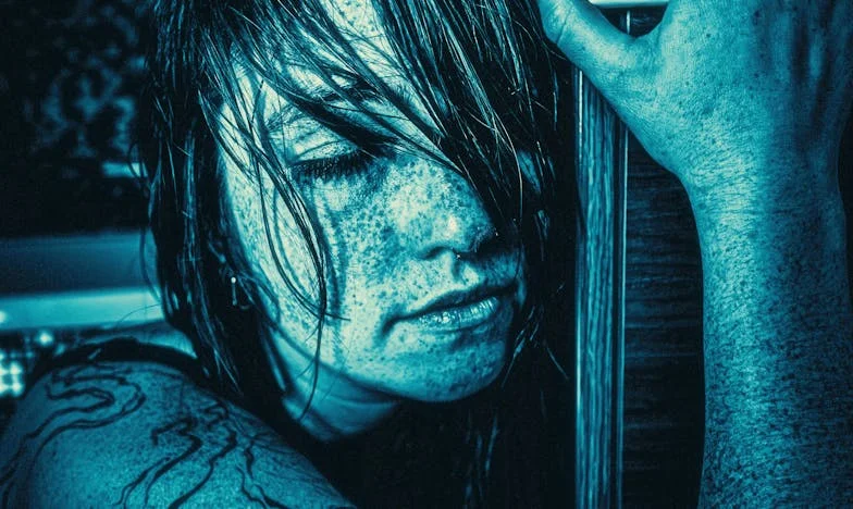 Két tűz között: Egy magyar anyós vallomása