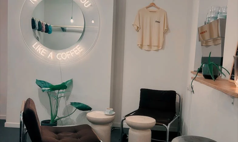 „Miért mindig én fizetek mindent?” – Egy magyar nő vallomása a pénzről, szeretetről és hallgatásról