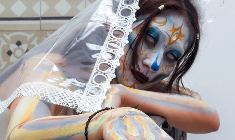 Amikor a szeretet számlává válik: Egy magyar család, pénz és határok története