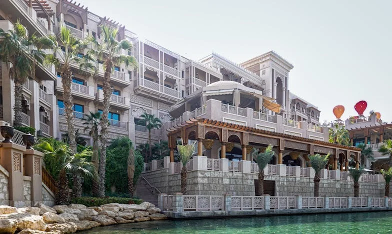 Elájultam a családi ebéden, mert a férjem magamra hagyott a kisfiunkkal – Vajon menthető még a házasságunk?