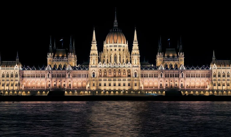 Amikor a szerelem fáj: Harminc év házasság után a semmibe hullva