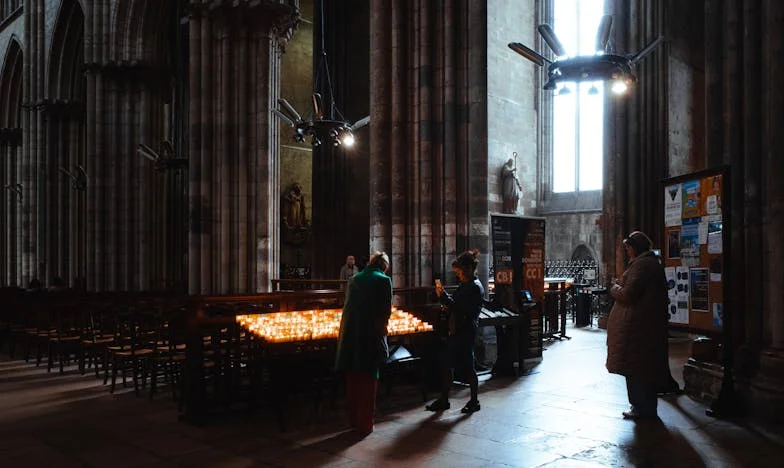 Hogyan mondjam el a menyemnek, hogy már anya, nem kislány – Egy magyar anyós vallomása